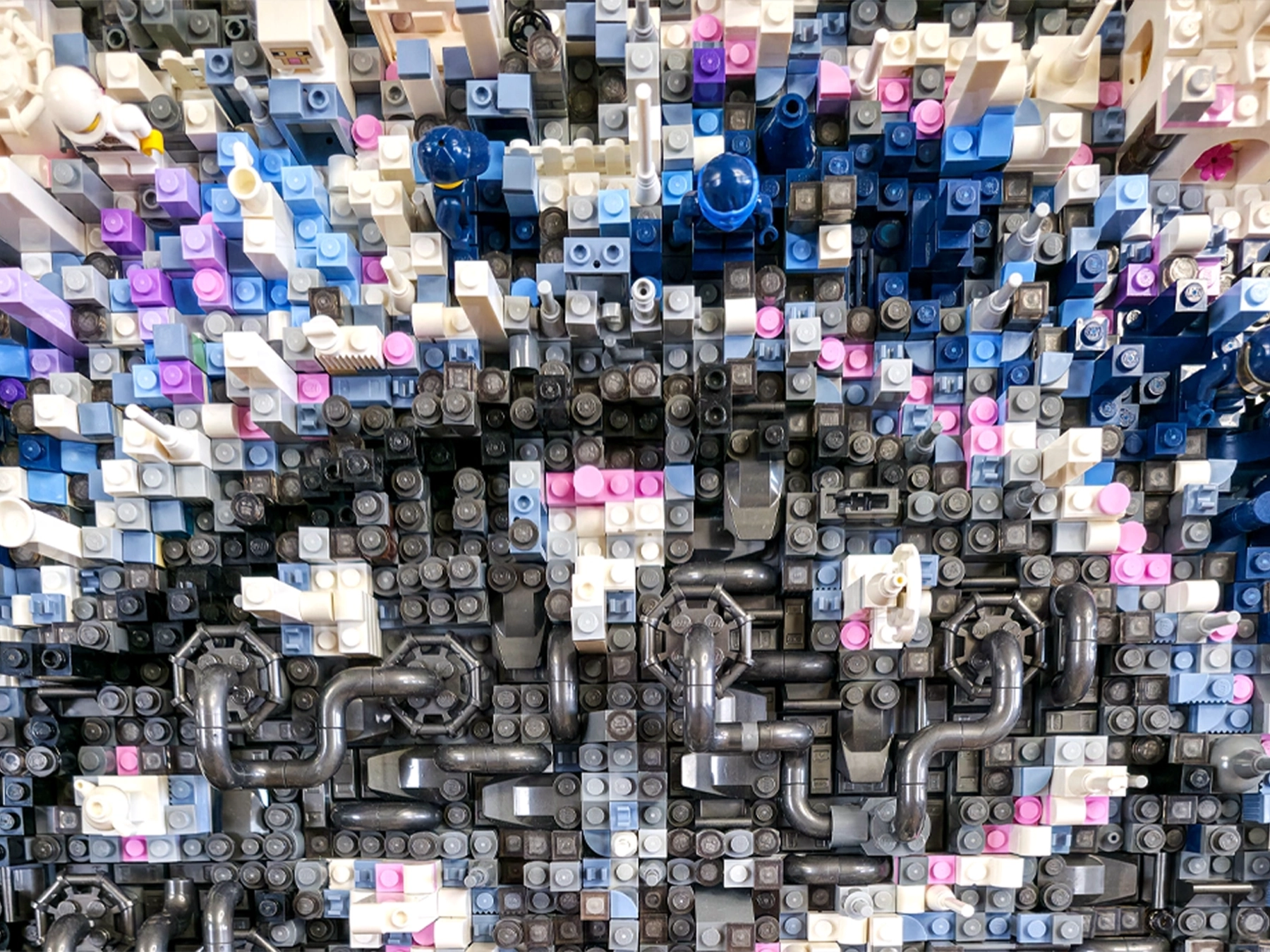 Pepsi signature and material detail